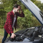 car breakdown, what to do when you car breaks down in the middle of nowhere, hot to handle car breakdown, Engine overheating, low coolant level, engine heat dissipation, coolant leads, vehicle cooling system, faulty radiatore, overheating engines, maintaining engine temperature
